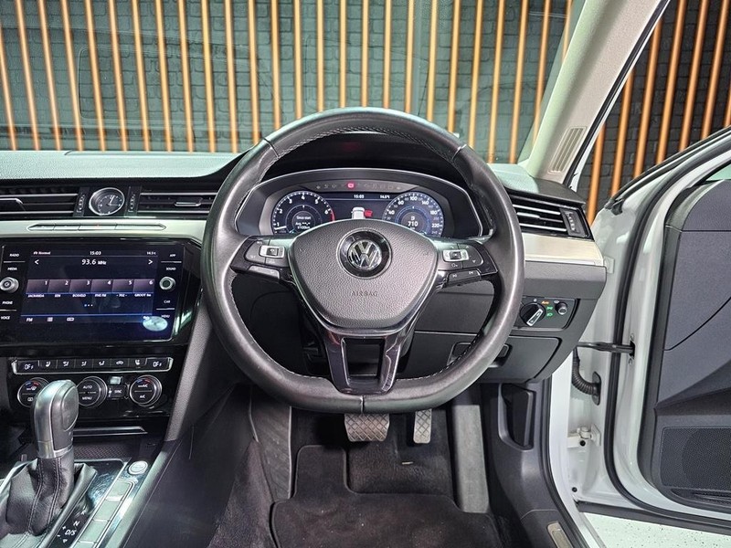 Volkswagen Passat - Mit Mak Motors - Image 10
