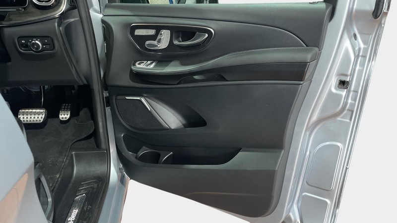 Mercedes-Benz V-class - Stanmar Motors George - Image 17