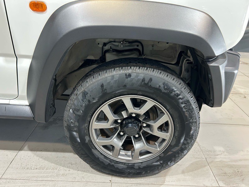 Suzuki Jimny - Mazda Pinetown - Image 10