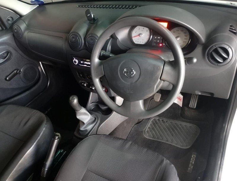 Nissan NP200 - Vaal Toyota Vereeniging - Image 9