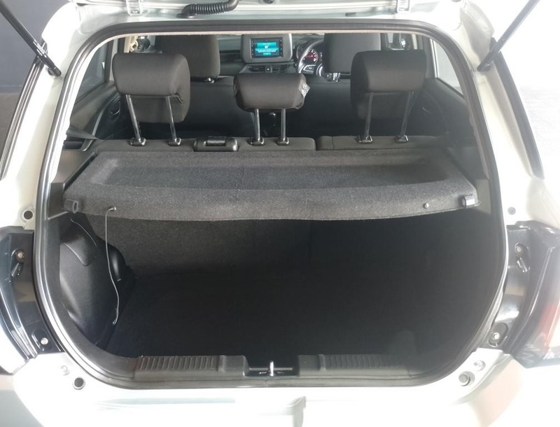 Suzuki Swift - Vaal Toyota Vereeniging - Image 9