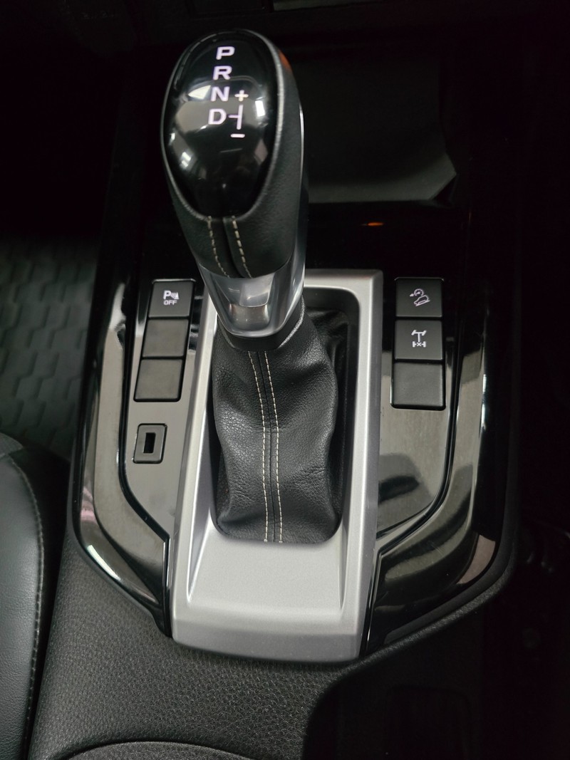 Isuzu D-Max - Hatfield VW Northcliff - Image 9