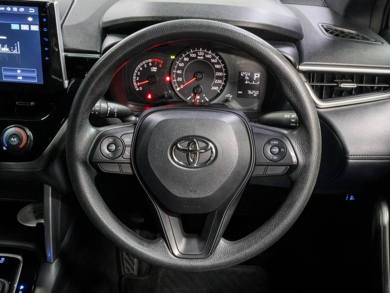 Toyota Corolla Cross - McCarthy Volkswagen Wonderboom - Image 10