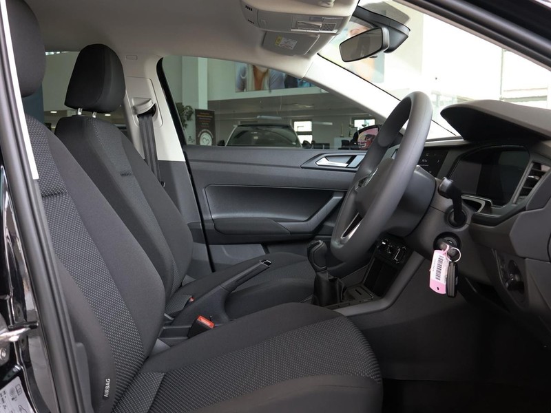 Volkswagen Polo - Hatfield VW Rivonia - Image 15