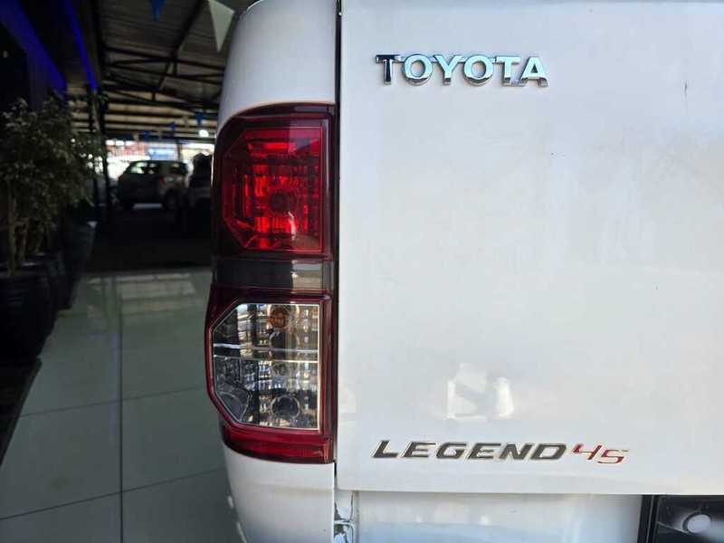 Toyota Hilux - G.I.G Motors - Image 7