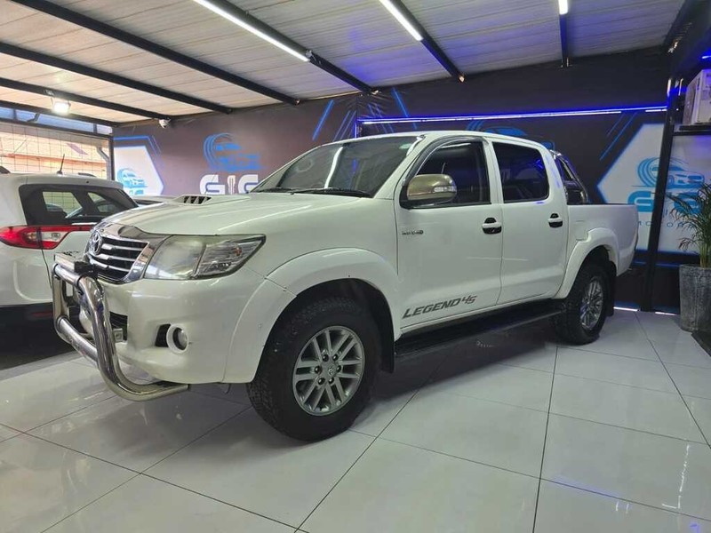 Toyota Hilux - G.I.G Motors - Image 3