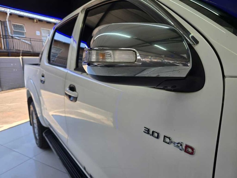 Toyota Hilux - G.I.G Motors - Image 9