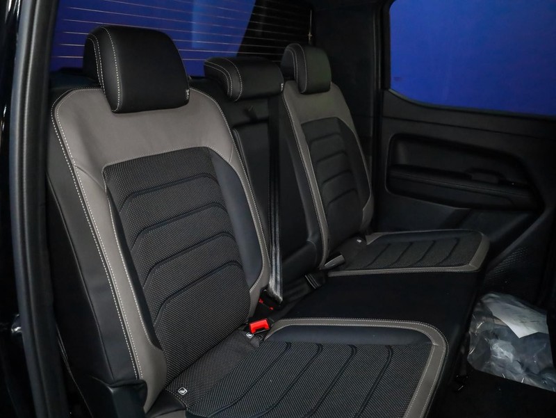 Volkswagen Amarok - Hatfield VW Bryanston - Image 9