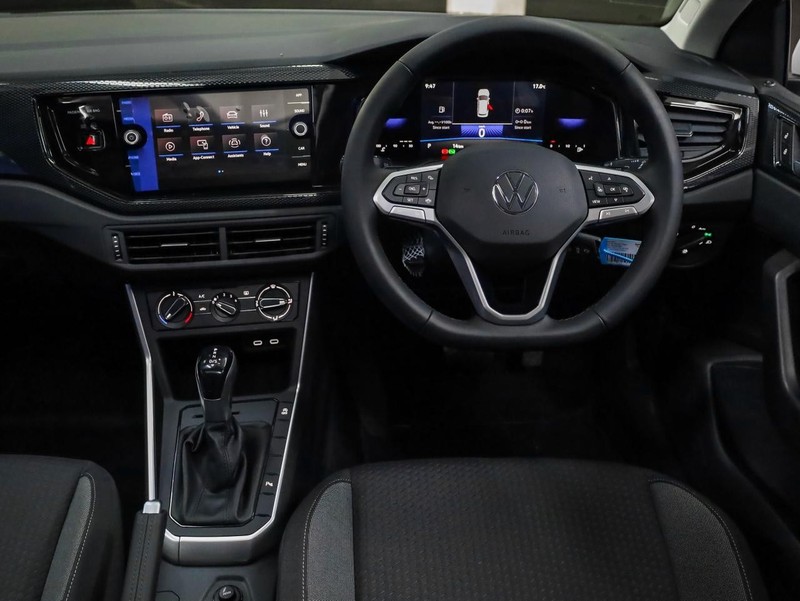 Volkswagen Polo - Hatfield VW Bryanston - Image 12