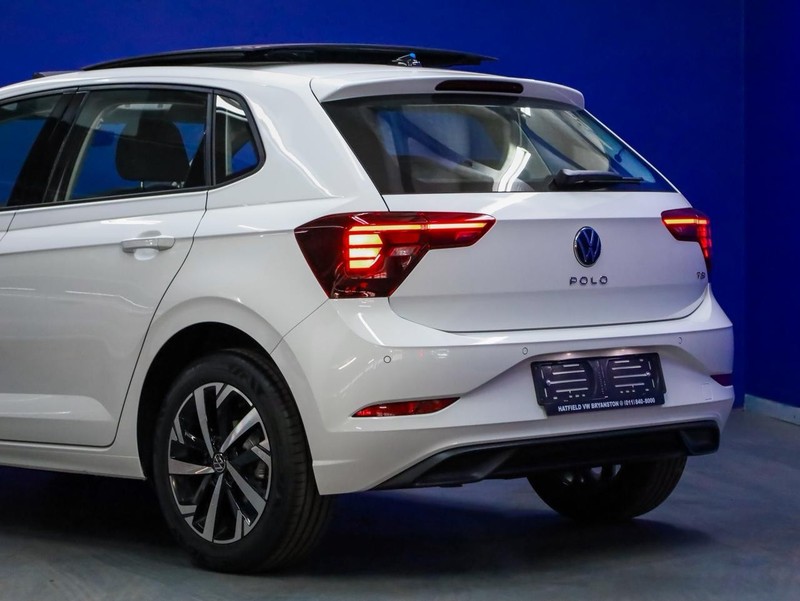 Volkswagen Polo - Hatfield VW Bryanston - Image 17