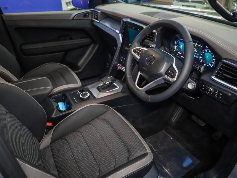Volkswagen Amarok - Hatfield VW Bryanston - Image 7