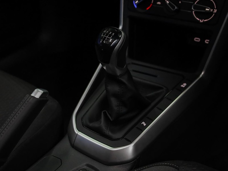 Volkswagen Polo - Hatfield VW Bryanston - Image 13