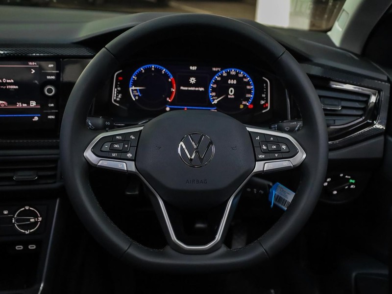 Volkswagen Polo - Hatfield VW Bryanston - Image 12