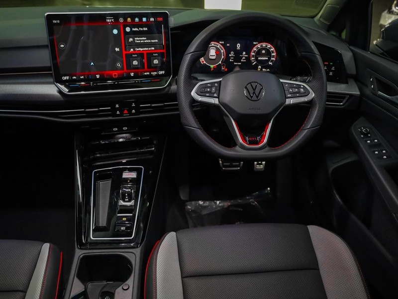 Volkswagen Golf - Hatfield VW Bryanston - Image 15