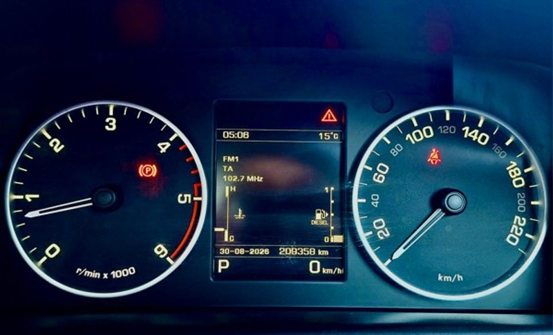 Land Rover Discovery - Parkview Auto Vereeniging - Image 17