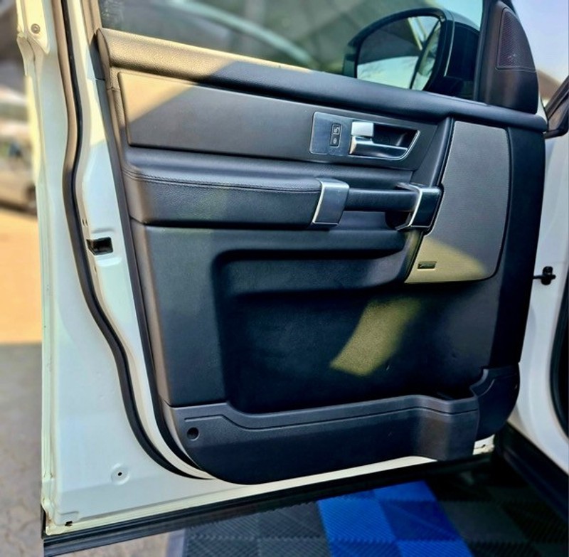 Land Rover Discovery - Parkview Auto Vereeniging - Image 26
