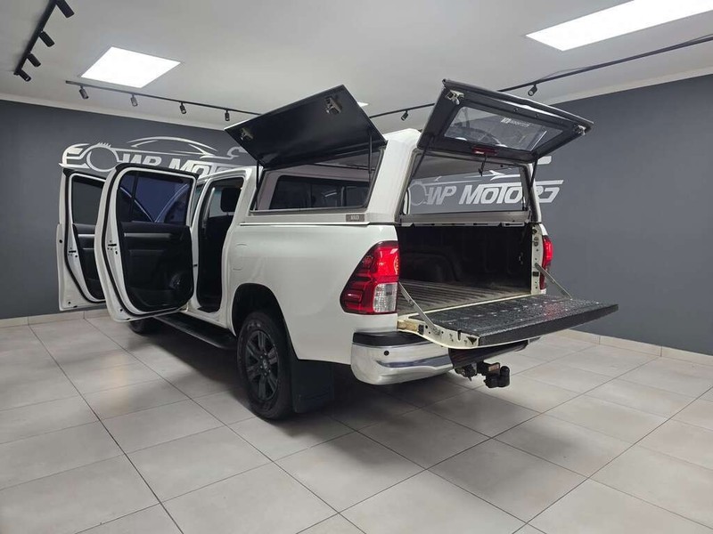 Toyota Hilux - WP Motors - Image 9