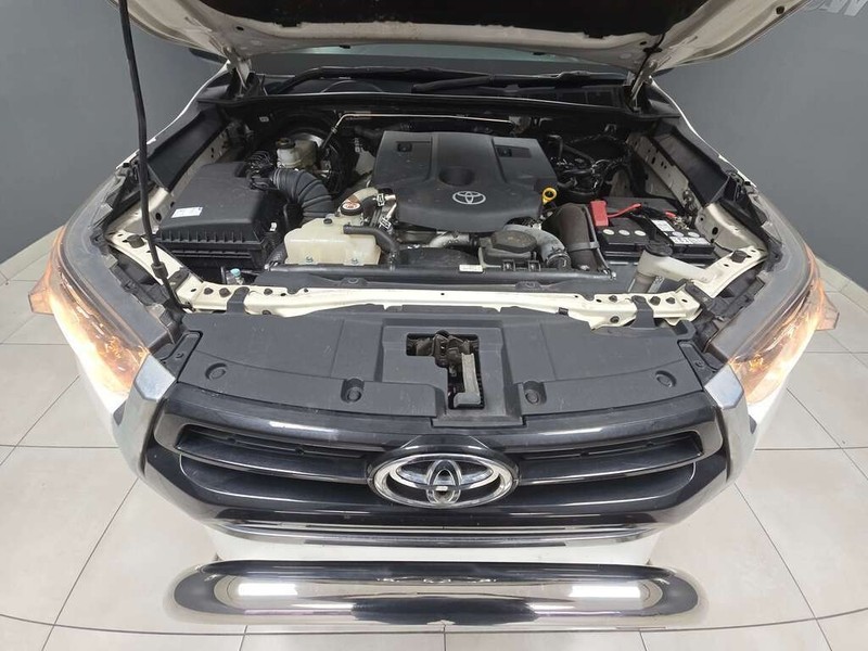 Toyota Hilux - WP Motors - Image 6