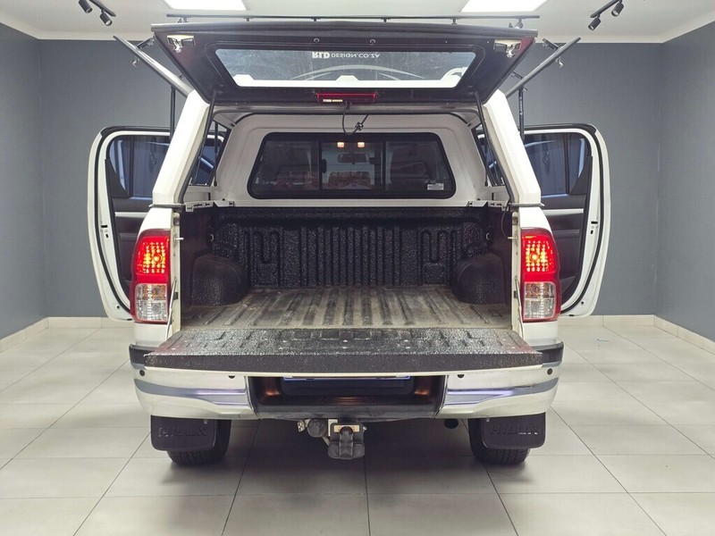 Toyota Hilux - WP Motors - Image 12