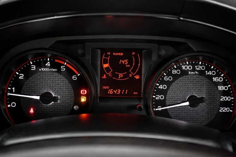 Isuzu D-Max - Bluebird Motors - Image 10