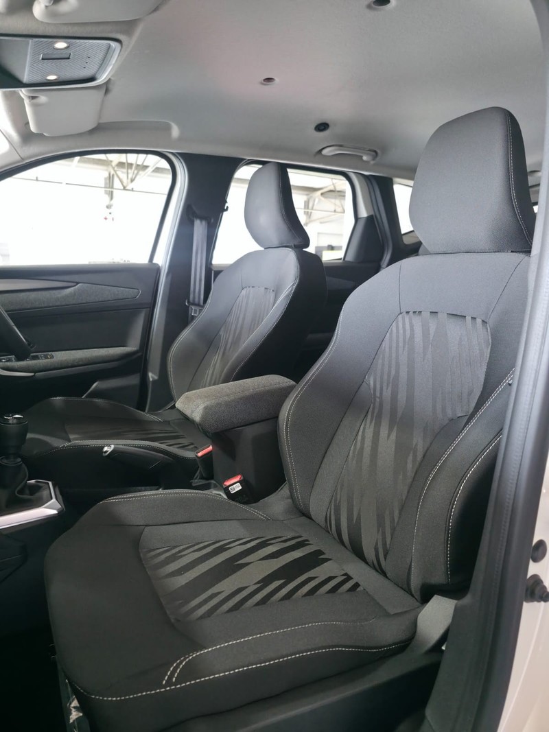 Renault Duster - Renault Amanzimtoti - Image 10