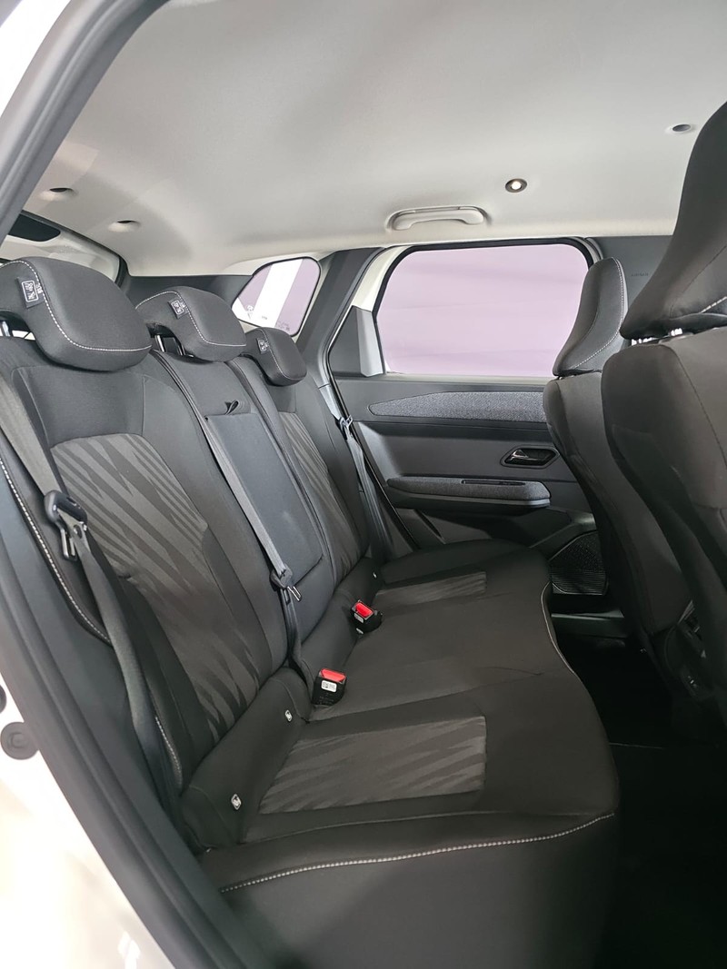 Renault Duster - Renault Amanzimtoti - Image 11