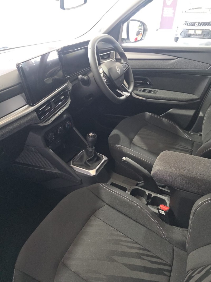 Renault Duster - Renault Amanzimtoti - Image 15