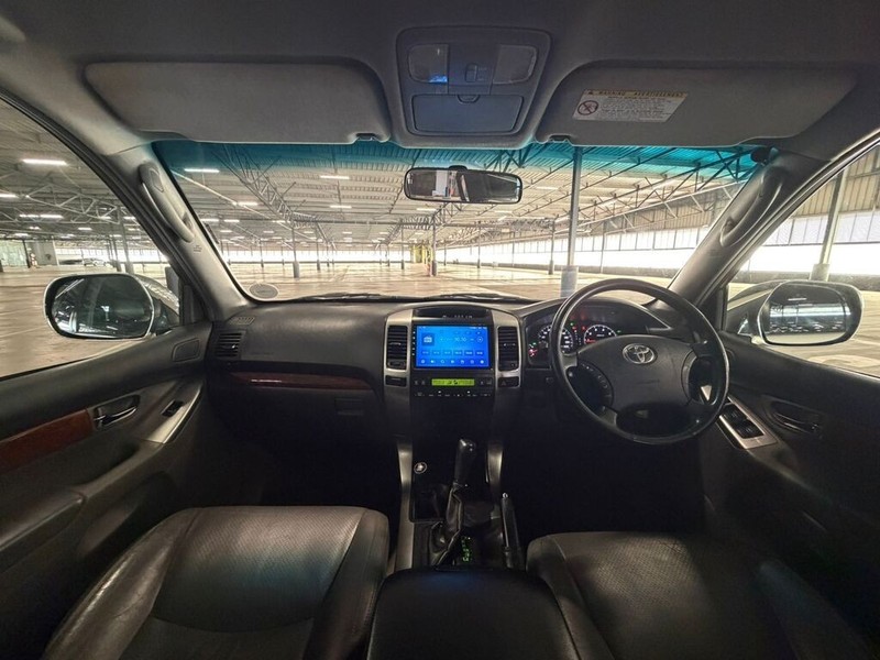 Toyota Land Cruiser Prado - Bakwena Auto Sales - Image 13