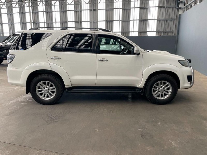 Toyota Fortuner - Mit Mak Motors - Image 4
