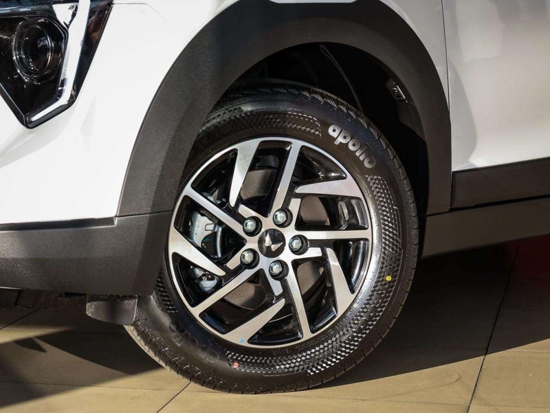 Mahindra XUV 3XO - Mahindra Woodmead - Image 5