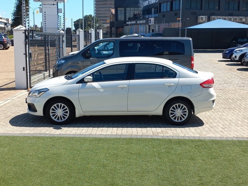 Suzuki Ciaz - King Cars Bellville/Vredekloof - Image 4