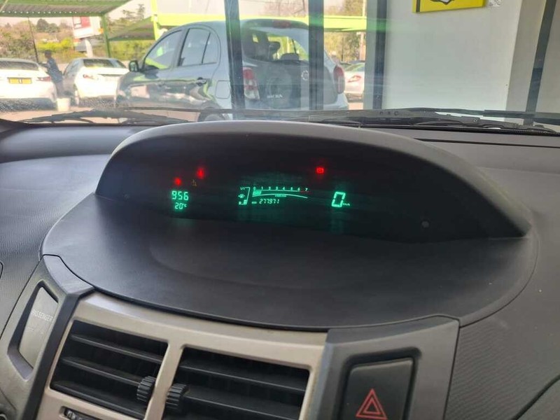 Toyota Yaris - Melrose Auto - Image 13
