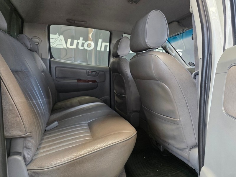 Toyota Hilux - Auto Investments Montana - Image 6