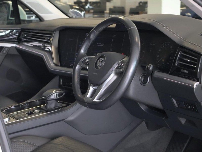 Volkswagen Touareg - Hatfield VW Rivonia - Image 23