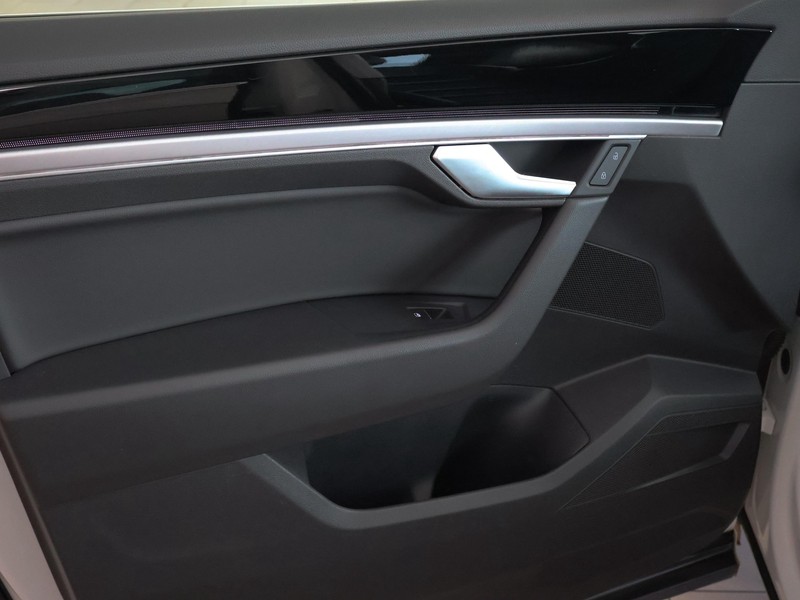 Volkswagen Touareg - Hatfield VW Rivonia - Image 29
