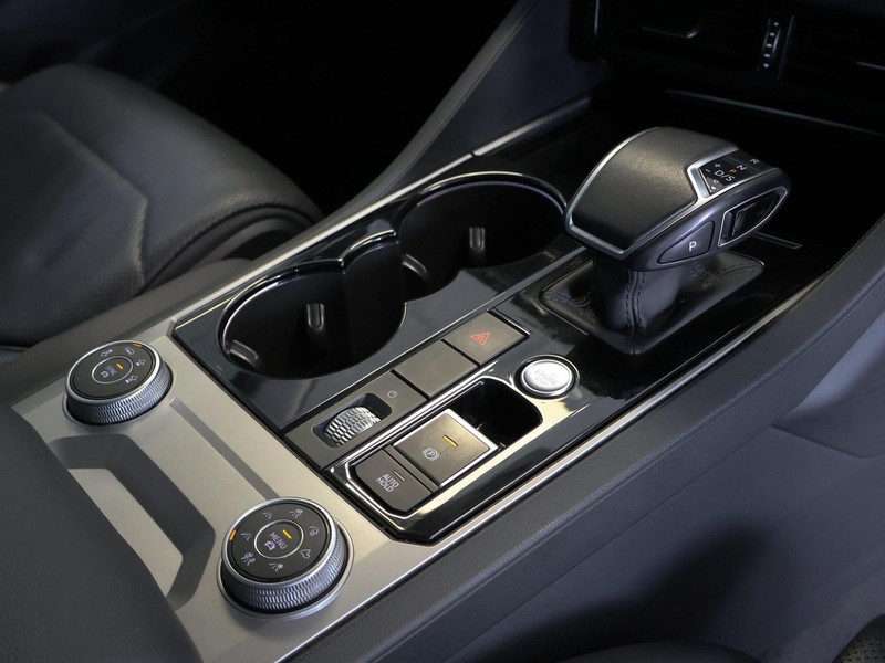 Volkswagen Touareg - Hatfield VW Rivonia - Image 28