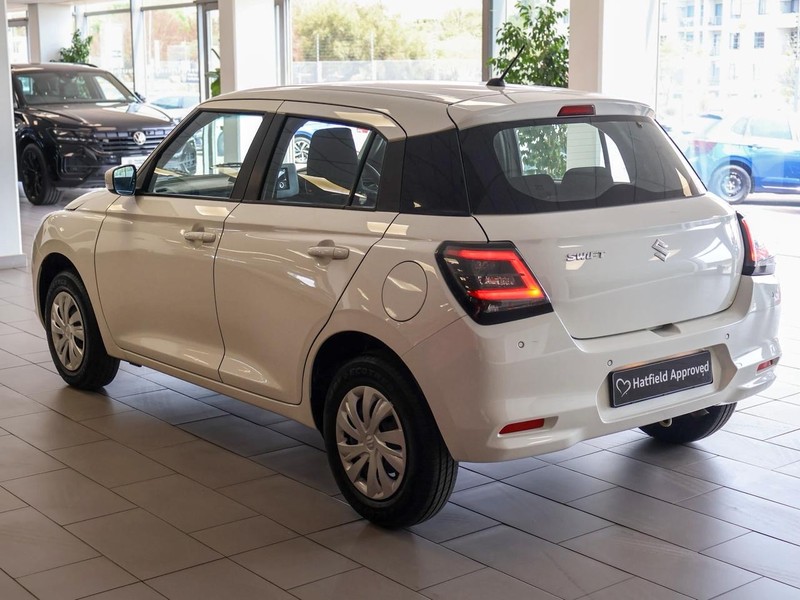 Suzuki Swift - Hatfield VW Rivonia - Image 8
