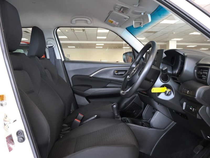 Suzuki Swift - Hatfield VW Rivonia - Image 12