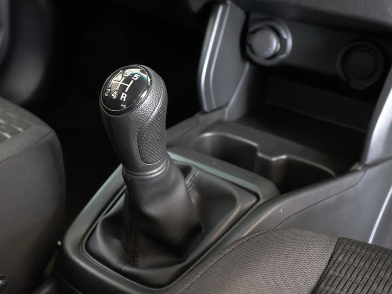 Suzuki Swift - Hatfield VW Rivonia - Image 21