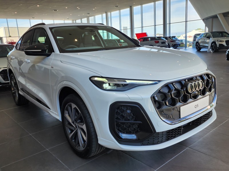 Audi Q5 - Audi Centre Somerset West - Image 3