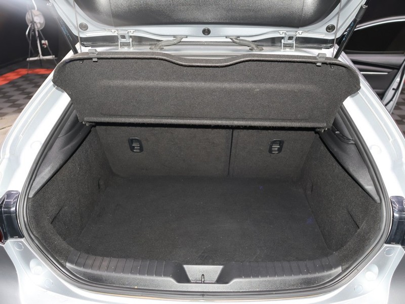 Mazda 3 - KING OF CARS - Image 20