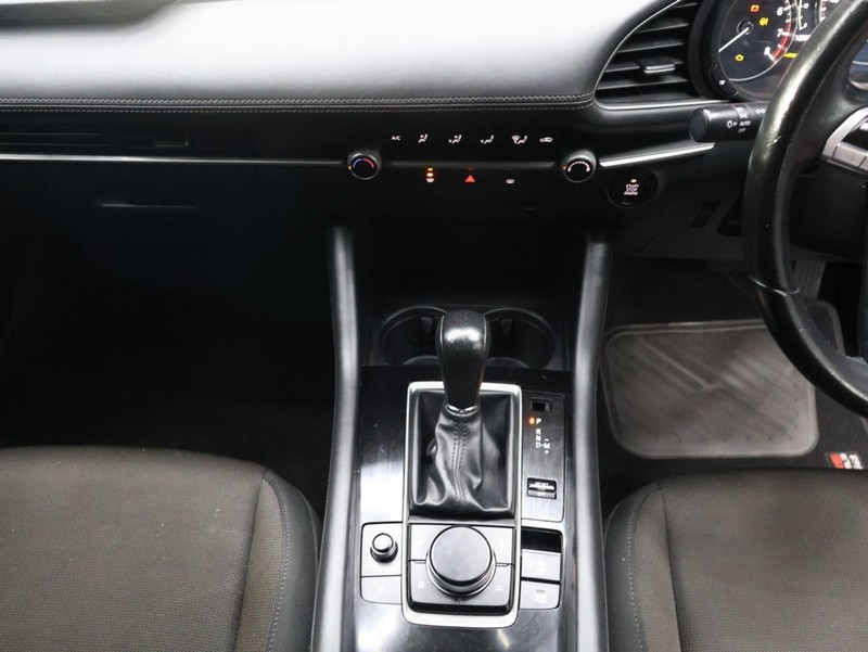 Mazda 3 - KING OF CARS - Image 16