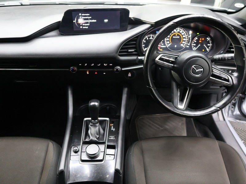 Mazda 3 - KING OF CARS - Image 9