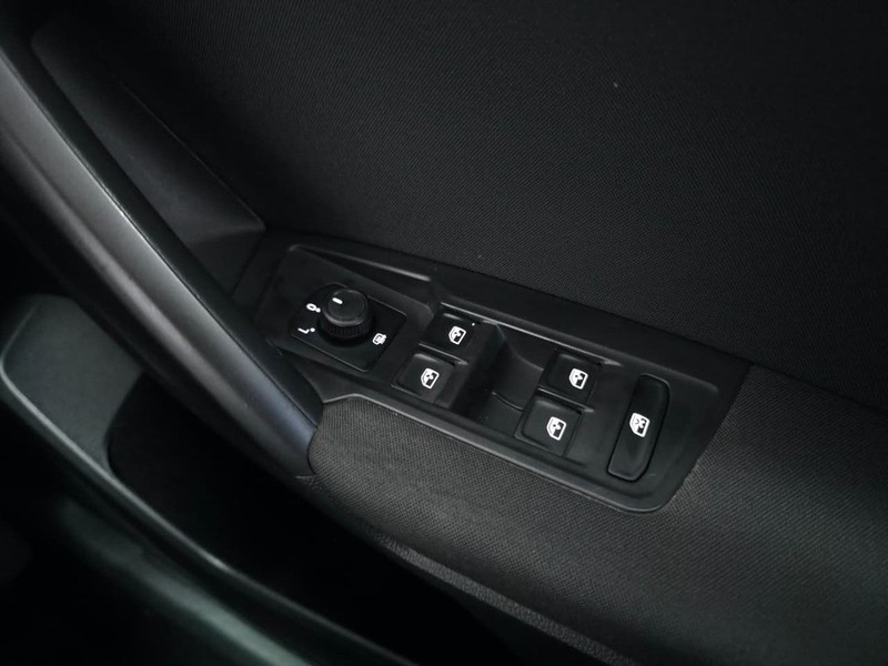 Volkswagen Tiguan - Auto Investments Rustenburg - Image 18