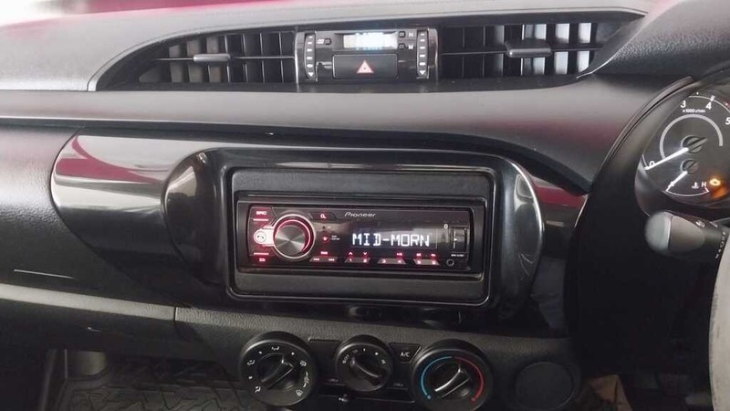 Toyota Hilux - GVW Motors - Image 9