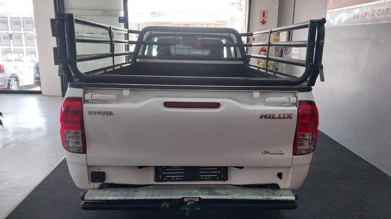 Toyota Hilux - GVW Motors - Image 13