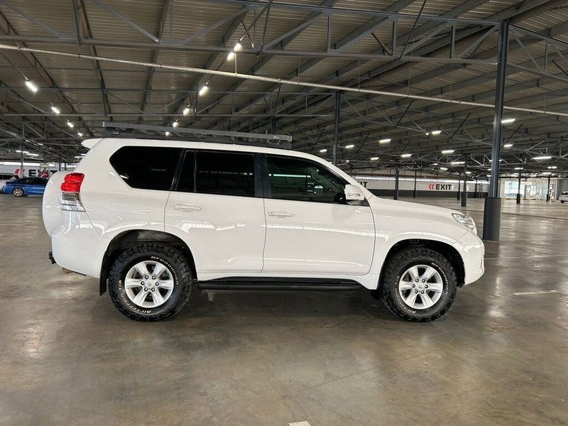 Toyota Land Cruiser Prado - Bakwena Auto Sales - Image 12