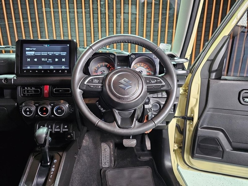 Suzuki Jimny - Mit Mak Motors - Image 9