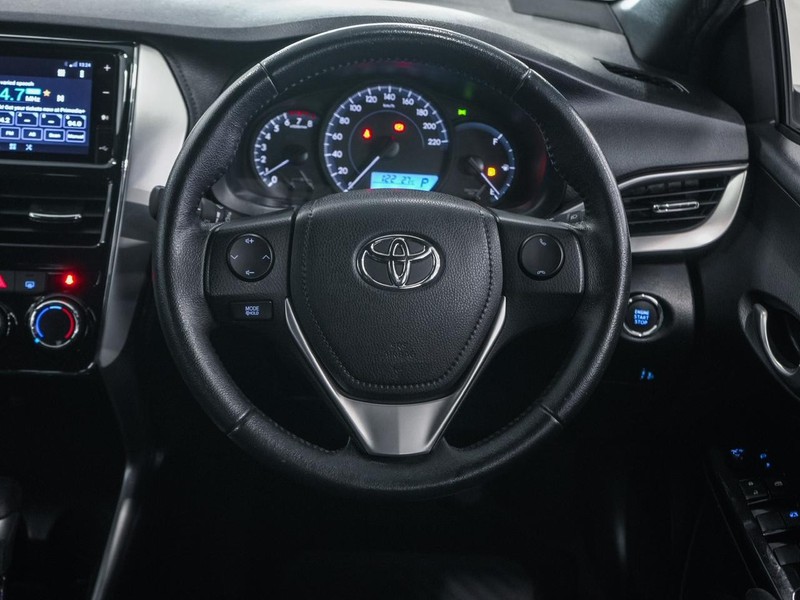 Toyota Yaris - Chery Waterfall - Image 20