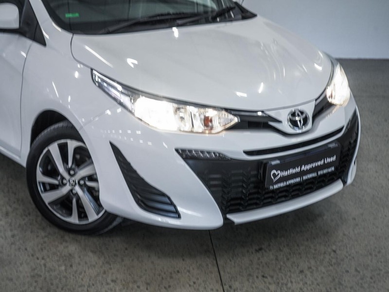 Toyota Yaris - Chery Waterfall - Image 2